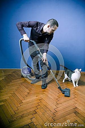 Limpar Do Homem, Olhando O Gato