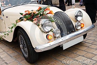 Wedding  Flowers on Free Stock Photography  Vintage Wedding Car Decorated With Flowers